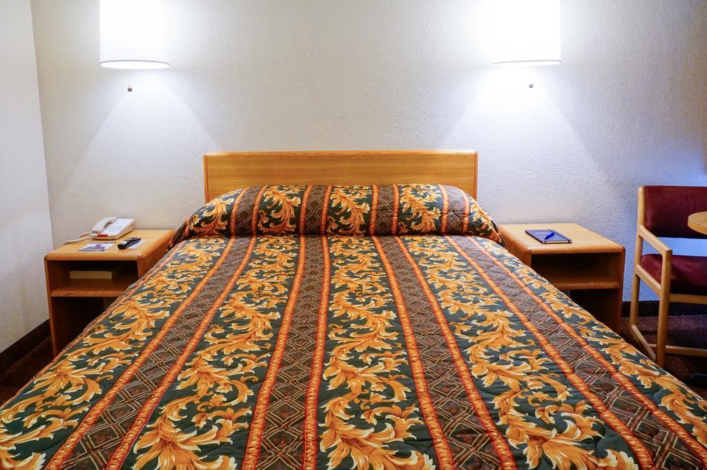 Ez 8 Motel San Jose II Номер фото
